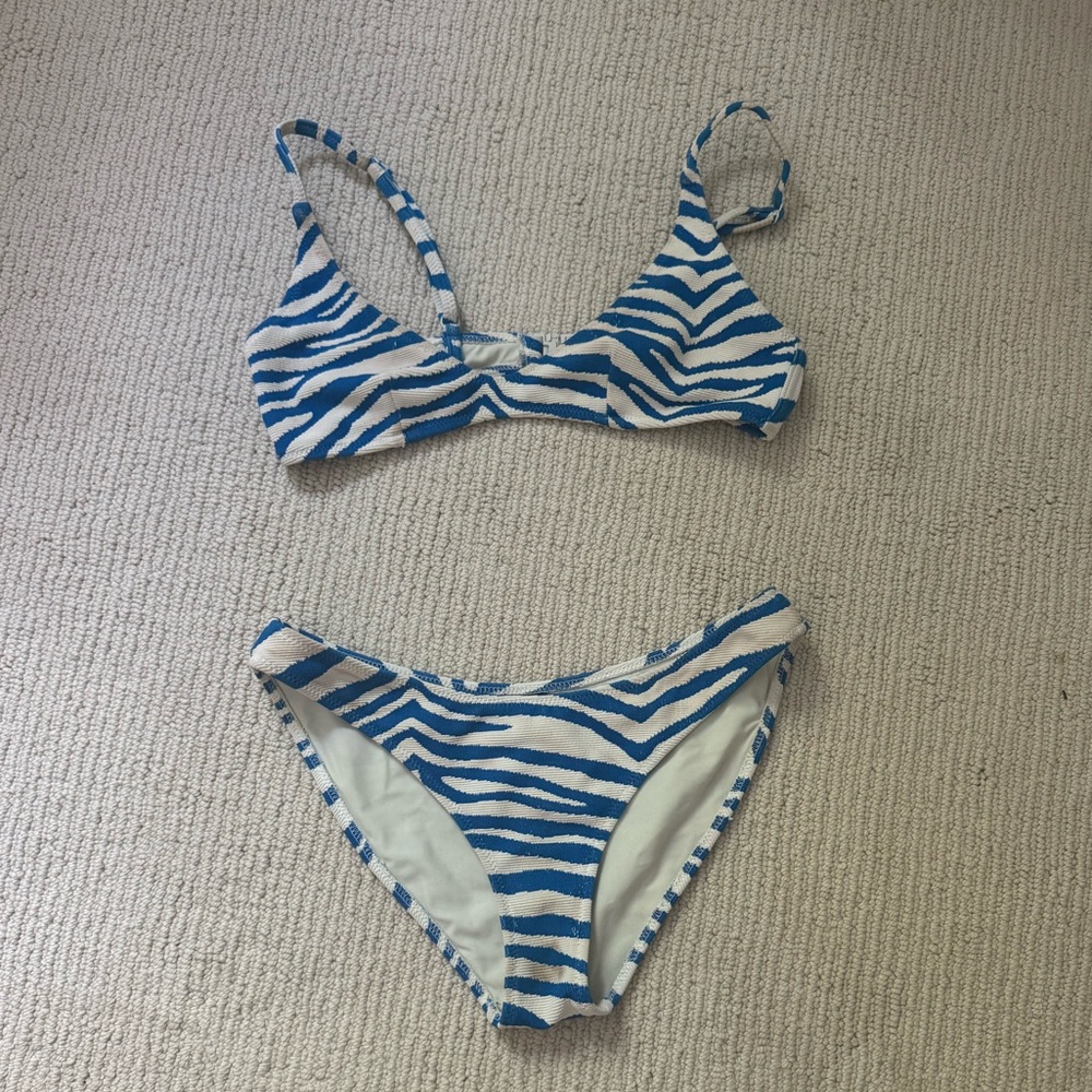 Triangl swimwear bikini.Has been worn a couple times,great condition.Super cute!